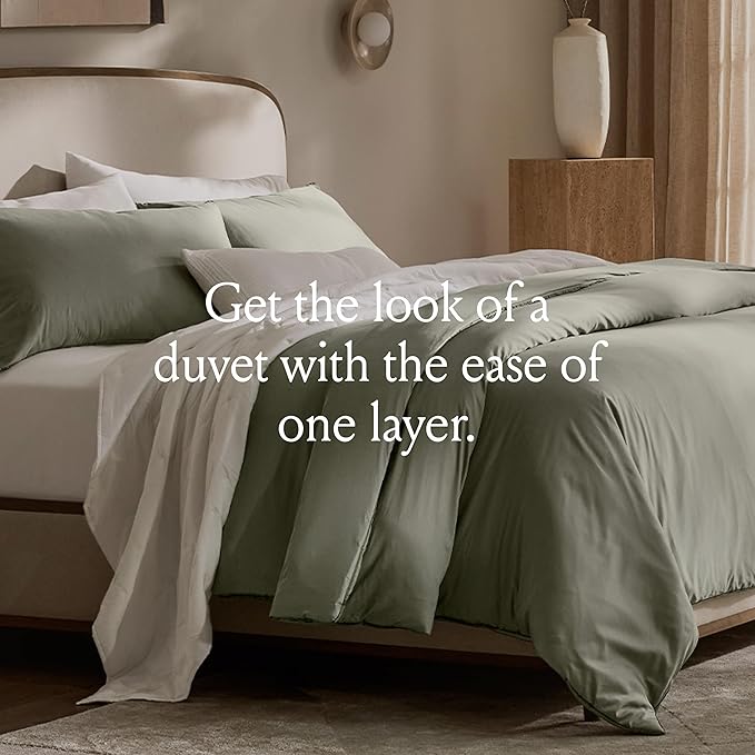 BOLL & BRANCH Signature Comforter Set - Twin/Twin XL, White - Duvet Insert and Cover in One Layer - Luxury Organic Cotton, Down Alternative, Hypoallergenic, All-Season - 1 Comforter and 2 Shams