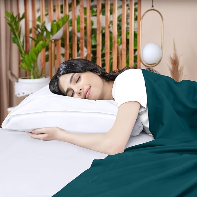 Utopia Bedding Flat Sheet - Soft Brushed Microfiber Fabric - Shrinkage & Fade Resistant Top Sheet - Easy Care - 1 Flat Sheet Only (King, Teal)