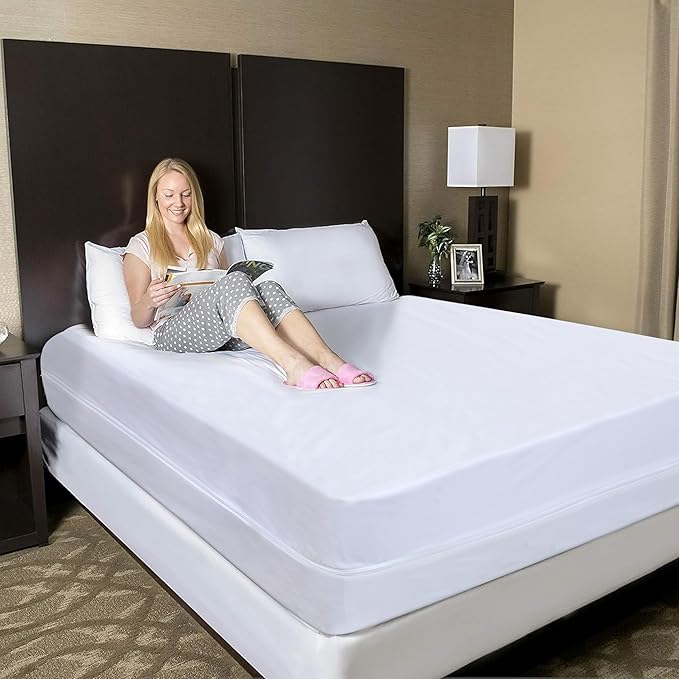 Zippered Mattress Encasement, Twin Size Waterproof Mattress Protector, Breathable & Noiseless Absorbent 6-Sided Mattress Cover