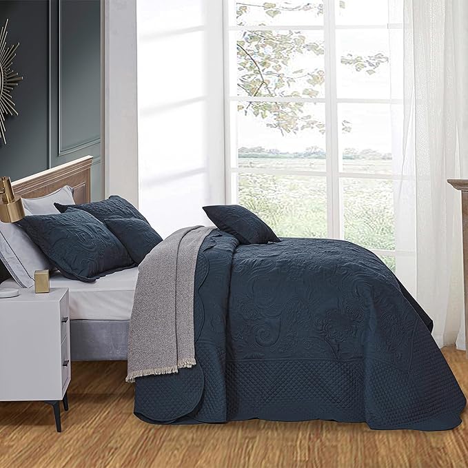 Oversized King Bedspread 138x122 Extra Wide, Paisley Pattern Design, Lightweight Bedding Cover, Reversible, 5 Piece, 100% Microfiber, California/Alaskan King, Navy Blue