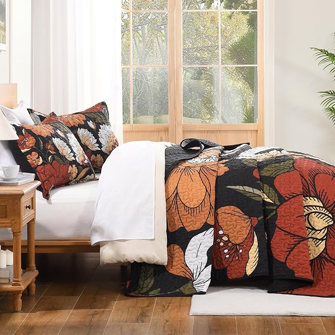 Andency Floral Boho Queen Quilt Bedding Set Black, 3 Pieces Farmhouse Flower Botanical Summer Bedspreads with 2 Shams, Soft Reversible Lightweight Microfiber Coverlet Set for All Season, 90"x96"