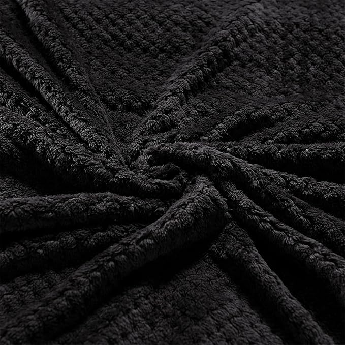 Exclusivo Mezcla Fleece Throw Blanket Extra Large, Super Soft and Warm Blankets for Couch, Sofa and Bed Waffle Textured, Cozy, Fuzzy and Lightweight (Black, 50x70 Inches)