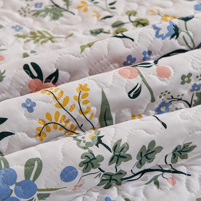 LEAONME 3-Piece King Size Quilt Set Lightweight Bedspread Coverlet 98''x106'' Garden Style Floral Printed Oversized Bedding Set with Shams for All Season