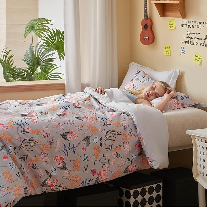 Joiedomi Twin Comforter Set Light Grey, 2 Pieces Floral Twin Bedding Set with 1 Soft Reversible Flower Comforter and 1 Pillow Sham, Bed in a Bag for All Seasons