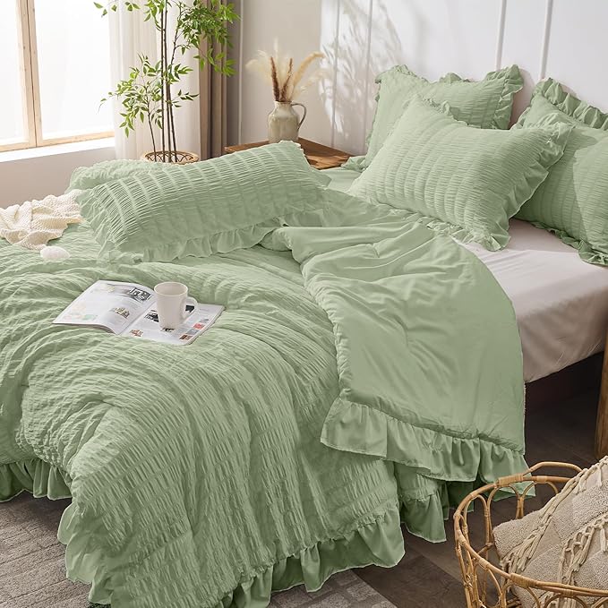 JOLLYVOGUE Sage Green Twin Size Comforter Set, 2 Pieces Seersucker Lightweight Fluffy Bedding Set, Twin Ruffle Comforter, All Season Soft Microfiber Shabby Chic Bed Set