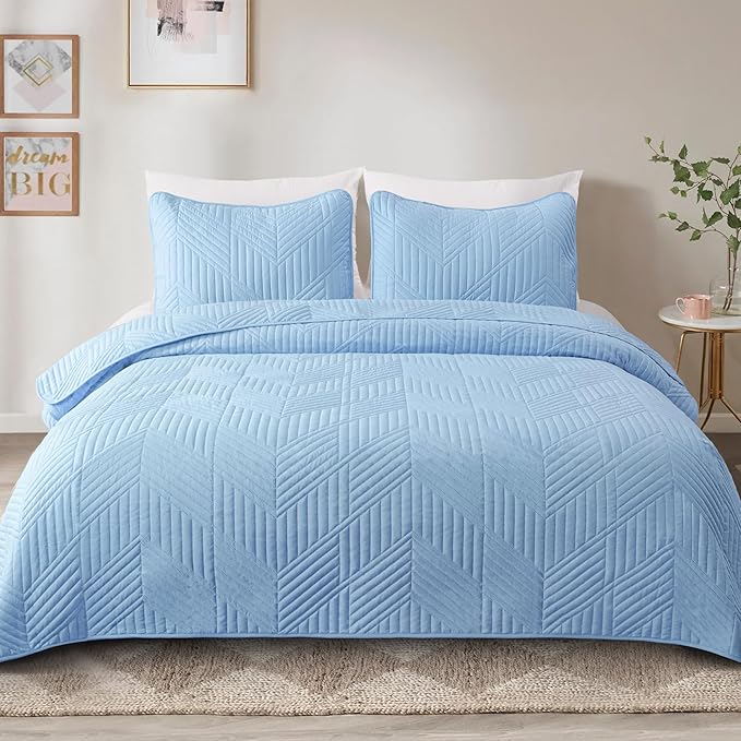 Exclusivo Mezcla Ultrasonic Twin Quilt Bedding Set, Lightweight Light Blue Bedspreads Soft Modern Geometric Coverlet Set for All Seasons (1 Quilt and 1 Pillow Sham)