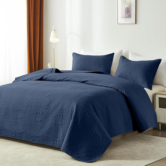 akkialla Navy King/Cal King Quilt Set, Ultrasonic Lightweight Bedspread Coverlet for Modern Minimalist Bedroom, Soft Microfiber Coin Pattern Bedding, 3-Piece (1 Quilt, 2 Pillow Shams) | Breathable fabric