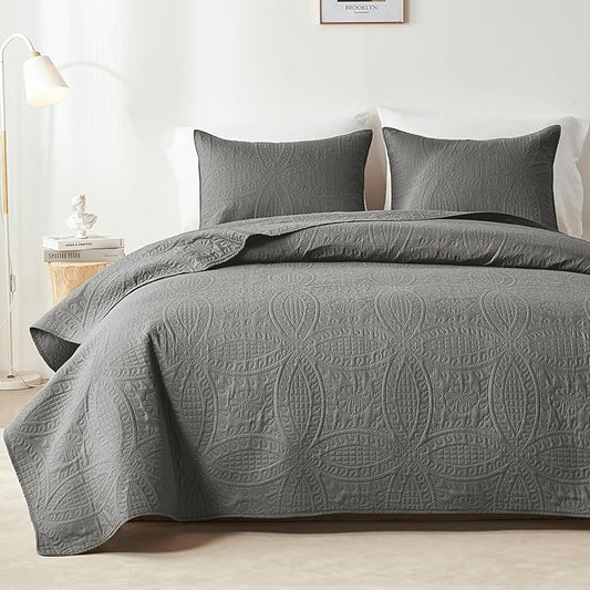 akkialla Dark Grey Full/Queen Quilt Set, Ultrasonic Lightweight Bedspread Coverlet for Modern Minimalist Bedroom, Soft Microfiber Coin Pattern Bedding, 3-Piece (1 Quilt, 2 Pillow Shams) | Breathable fabric