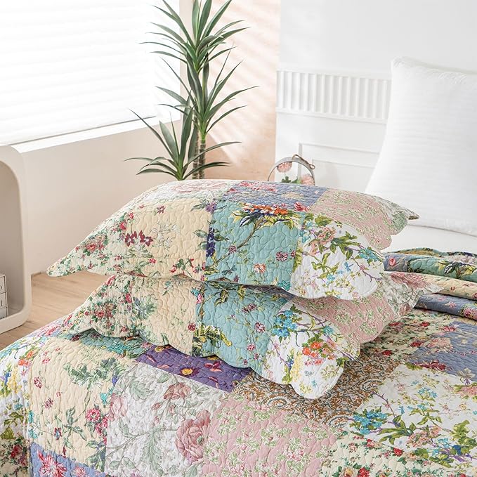 YAYIDAY Oversized Queen Quilt Set Patchwork Bedspread (110x118 Inch) - 100% Cotton Reversible Breathable Floral Quilted Coverlet with Pillow Shams Fit All Season