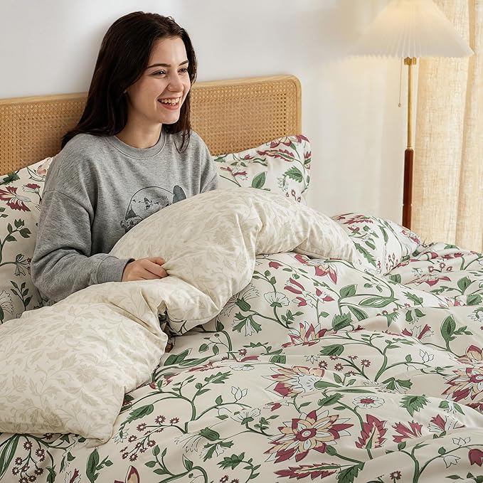 PHF Ultra Soft Floral Duvet Cover Queen Size, Printed Bedding Set 3 Pieces, Comfy Farmhouse Pattern Duvet Cover Set with 2 Pillow Shams, Zipper Closure and 8 Ties, 90"x90", Flower-Pink