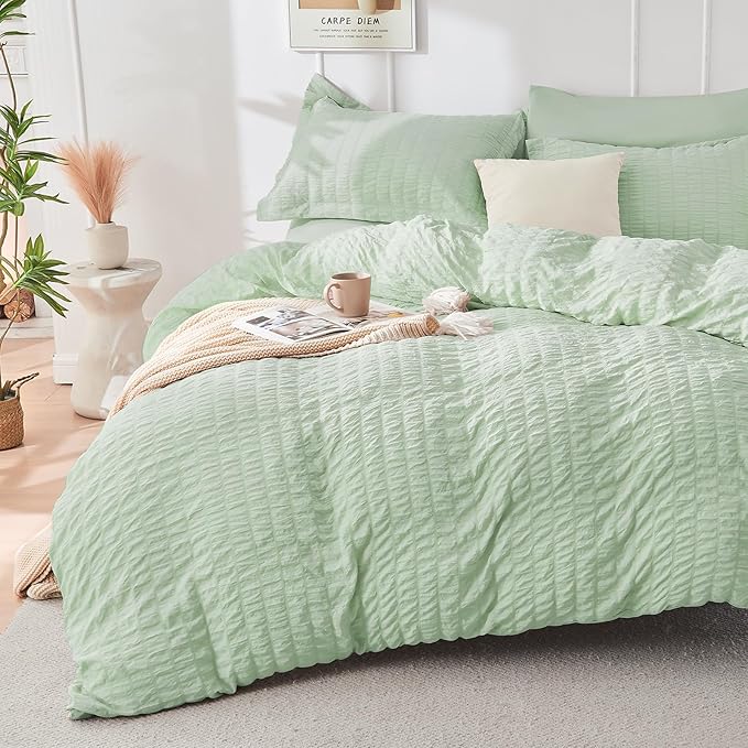HYMOKEGE Light Green Duvet Cover Full Size, Ultra Soft 3-Piece Seersucker Duvet Cover Set with Zipper Closure, Soft Brushed Microfiber Bedding Set with 8 Corner Ties (80"x90", 2 Pillowshams)