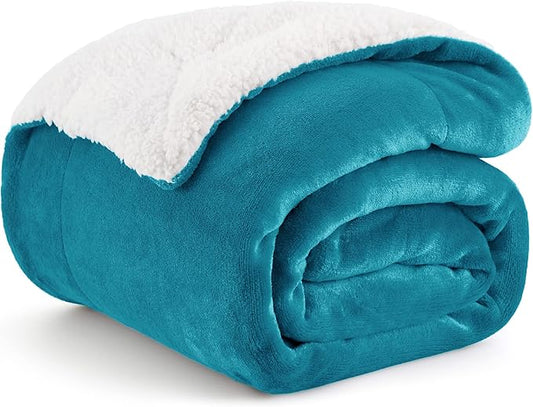Bedsure GentleSoft Sherpa Fleece Twin Size Blanket for Couch, Non-Heated, Thick and Warm Throw for Women and Men, Soft Fuzzy Plush Twin Blanket for Winter, Teal, 60x80 Inches