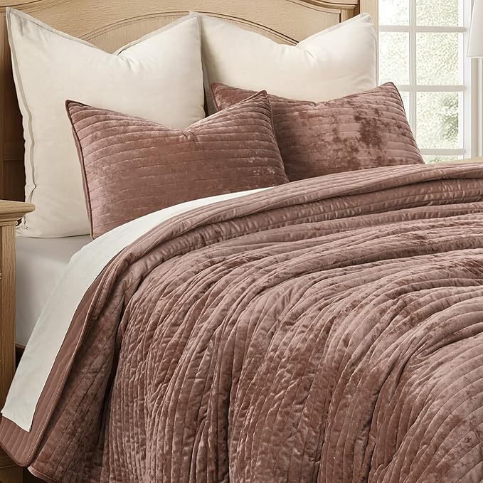 EVERGRACE Velvet Quilt Set King Size, Luxurious Soft Striped Channel Bedding Set, Lightweight Velvet Comforter for All Season, Oversized Bedspread Coverlet with 2 Matching Shams, Terracotta Clay