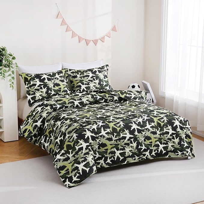 Yibeizi Airplane Comforter Set for Boys Twin, Kids Green Camouflage Printed Bedding Set with Pillow Sham, Cute Lightweight Soft Breathable Machine Washable Quilted Bed Comforter Set 2 Piece