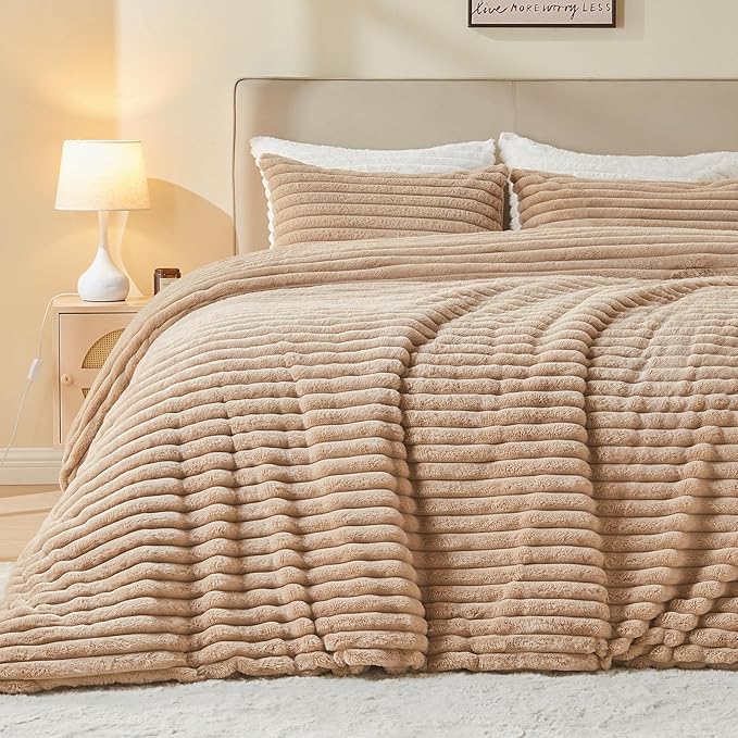 EMME Faux Fur Duvet Cover Queen Size, 3 Pieces Ultra Soft Fluffy Comforter Cover, Cozy Warm for Winter, Luxury Elegant Shaggy Striped Design Bedding, 1 Duvet Cover & 2 Pillow Shams (Queen, Taupe)