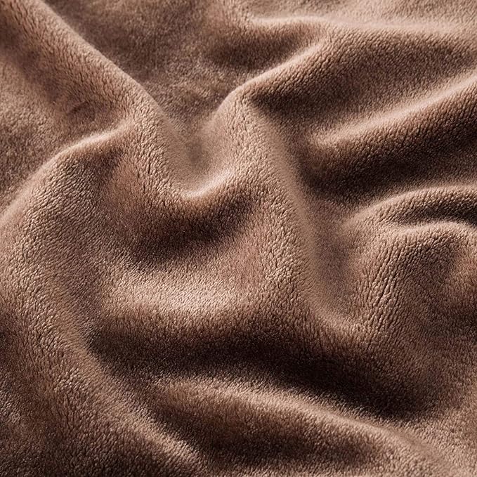 MOONLIGHT20015 Fleece Blanket Queen Size - Super Soft Fuzzy Throw Blanket for Couch and Sofa - Lightweight Luxury 400 GSM Microfiber Fluffy Bed Blankets and Throws, 90 x 90 Inches (Queen, Coffee)