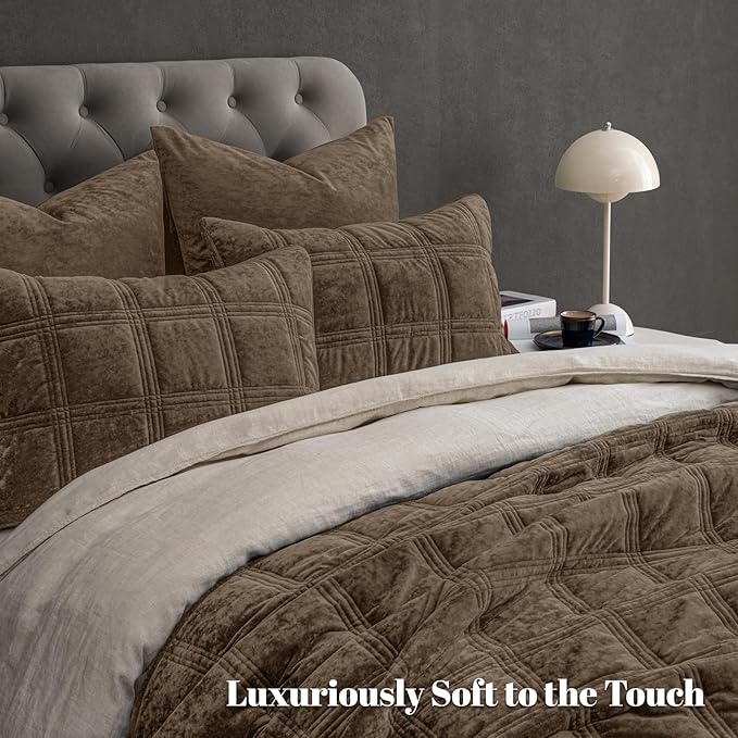 PHF Ultra Soft Velvet Quilt Set King Size – 3PCS Luxurious Cozy Quilted Comforter Alternative with Diamond Pattern, Warm Quilted Bedspread Coverlet, 108" x 92", Cub