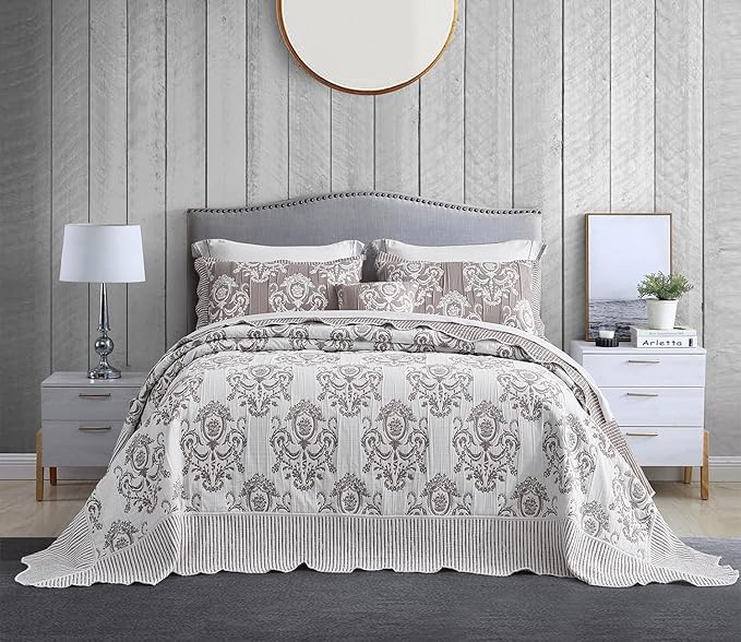 HZ & HY Oversized King Bedspread, Jacquard Matelasse Damask Pattern Design, Lightweight, Reversible, 5 Piece, 100% Microfiber, Tan Brown