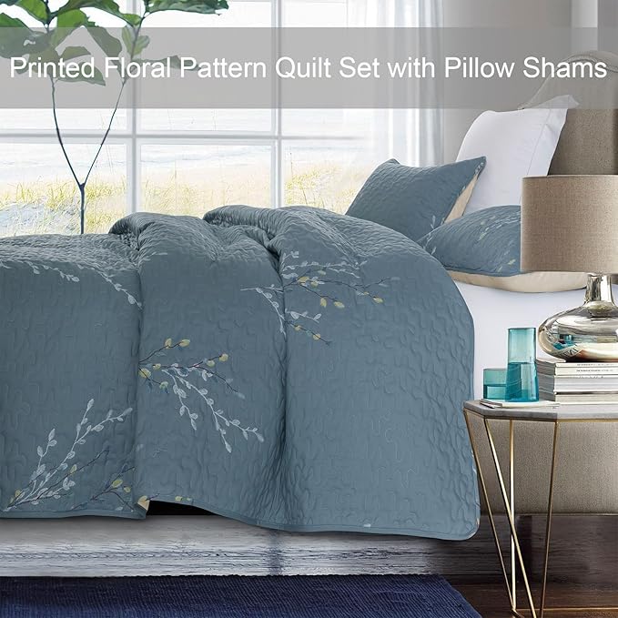 Exclusivo Mezcla Reversible Boho Quilts King Size, Blue Bedspreads Lightweight Coverlet All Season Flowers Quilt Bedding Set with Printed Floral Pattern (1 Quilt, 2 Pillow Shams)