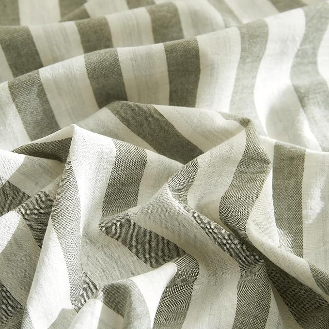 LifeTB Grey Striped Comforter Set Queen, Vintage White Grey Stripes Pattern Printed Bedding Set, Lightweight 3 Pieces Bedding Comforter with 2 Pillowcases, Farmhouse Striped Queen Comforter Set