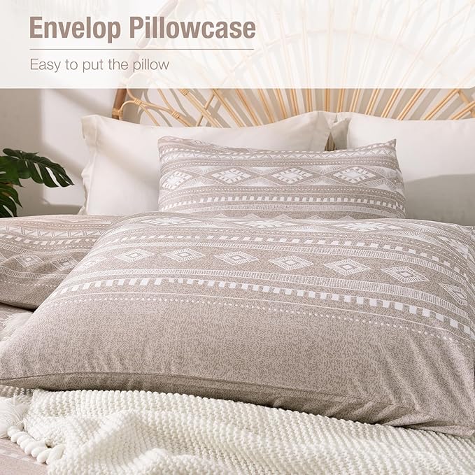 Lekesky Duvet Cover Queen Size, Soft Microfiber Boho Aztec Duvet Cover Set Geometric Khaki Queen Bedding Duvet Cover Sets with Zipper Closure Corner Ties (No Comforter)