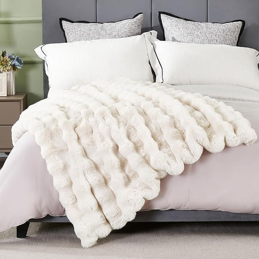 DREAMNINE Large Soft Thick Fuzzy Bubble Faux Rabbit Fur Blanket Queen Size 80" x 90", Double Sided Plush Warm Shaggy Fluffy Blankets, Luxury Big Cozy Cute Textured Furry Blanket for Bed, Cream White