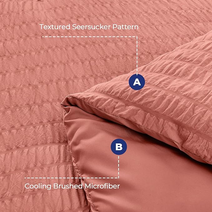 HYMOKEGE Coral Red Duvet Cover King Size, Ultra Soft 3-Piece Seersucker Duvet Cover Set with Zipper Closure, Soft Brushed Microfiber Bedding Set with 8 Corner Ties (104"x90", 2 Pillowshams)