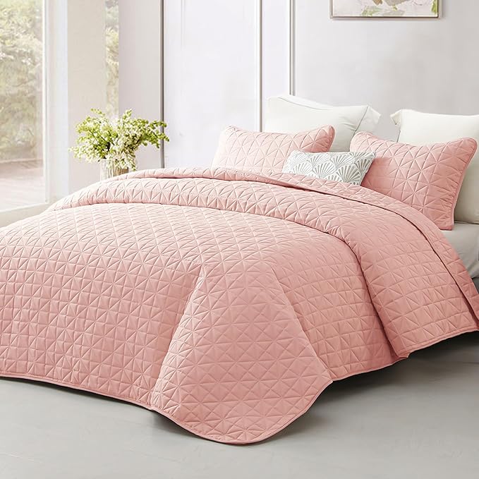 Exclusivo Mezcla Quilts Queen Size Bedding Set with Stitched Grid Pattern, Lightweight Summer Pink Bedspreads Coverlets Bed Cover for All Seasons (1 Quilt and 2 Pillow Shams)