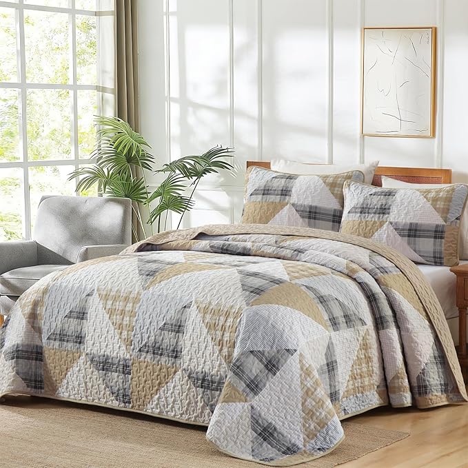 Annibedding Patchwork Quilt Set King Size, Brown Geometric Bedspread with 2 Pillow Shams, Soft Lightweight Plaid Patchwork Bedding Quilt Set for All Season (King, 110''x90'')