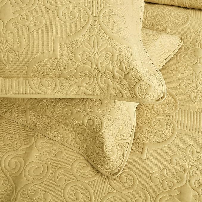 CHIXIN Quilt Queen Size - Damask Paisley Bedspread Coverlet Set - Classic & Gorgeous Style Bedding Cover, Ultrasonic Quilting, Reversible, Lightweight, 4 Piece, Honey Gold