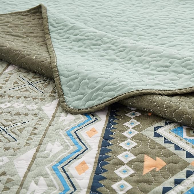 LEAONME 2 Pieces Twin Size Quilt Set Olive Green Bohemian Bedspread Coverlet Lightweight Microfiber Bedding Set 68x86 Inch Bed Cover for All Seasons (1 Quilt, 1 Pillow Sham)