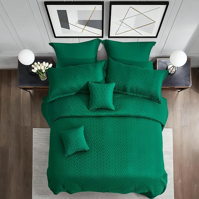 Oversized King Bedspread 128x120 Extra Wide, Modern & Contemporary Look, Lightweight Bedding Cover, Reversible, 5 Piece, 100% Microfiber, Green