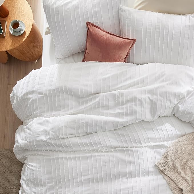 Bedsure Striped Boho Duvet Cover Queen Size - Shabby Chic Tufted Boho Bedding Set, 3 Pieces Shabby Chic Home Bedding for All Seasons, Includes 1 Queen Duvet Cover & 2 Pillowcases (White, 90" x 90")