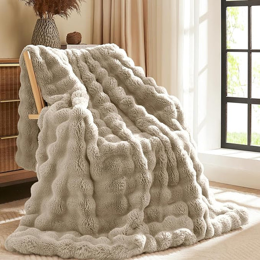 L'AGRATY Faux Rabbit Fur Blanket: 50" x 60" Luxury Soft Fluffy Thick Fur Throw Blanket for Couch Bed Sofa - Cozy Plush Bubble Blankets for Winter: Warm Flannel Fleece Decorative Blanket(Castle Grey)