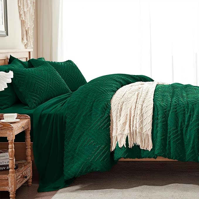 Zzlpp King Comforter Set 7 pieces, Emerald Green Tufted Bed in a Bag with Comforter and Sheets, All Season Boho Bedding Sets with Comforter, 2 Pillow Shams, 2 Pillowcases, 1 Flat Sheet, 1 Fitted Sheet