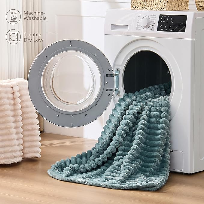 Turquoise Green Fleece Queen Size Blanket for Bed, Super Soft Cozy Blanket for Home Decor, Perfect Cozy Gifts for Women Men Gifts, Lightweight All Season Bed Blanket, 90x90 Inches