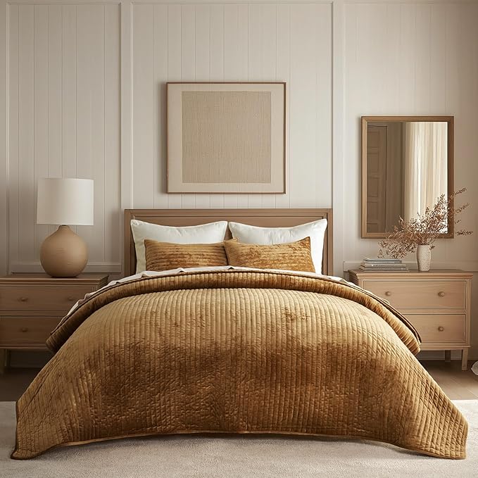 EVERGRACE Velvet Quilt Set Queen Size, Luxurious Soft Striped Channel Bedding Set, Lightweight Velvet Comforter for All Season, Oversized Bedspread Coverlet with 2 Matching Shams, Gold Yellow