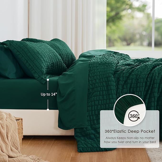 Love's cabin Seersucker Dark Green King Size Comforter Set, 7-Piece All Season Lightweight Bed in a Bag Bedding Set with Comforter, Flat Sheet, Fitted Sheet, Pillowcases and Shams | Soft, Breathable, Lightweight
