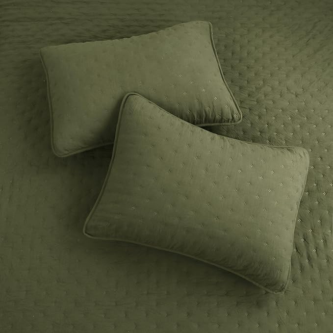 ROARINGWILD Olive Green Cloud Twin Size Quilt Bedding Sets with Pillow Sham, Farmhouse Lightweight Soft Bedspread Coverlet, All Season Rustic Country Thin Comforter, 2 Pieces, 68x90 inches