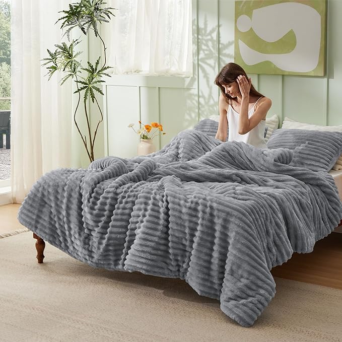 Bedsure California King Comforter - GentleSoft™ 3 Pieces Double-Side Fleece Comforter Set, Cozy Striped Room Decor Aesthetic, Luxury Grey Cal King Bedding with 2 Pillowcases, 104x96 Inches