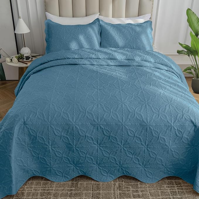 Auemtyn King Size Quilt Set 3 Pieces, Soft Lightweight Summer Bedspread, Reversible Microfiber Bed Coverlet for All Seasons, Spa Blue, Floral Pattern (1 Quilt, 2 Pillow Shams)