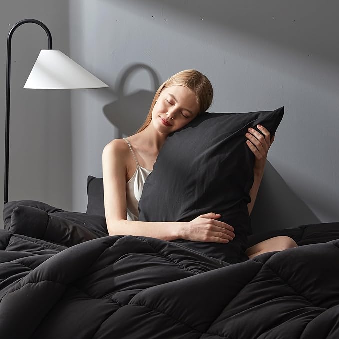 DOWNCOOL Twin Comforter Set -All Season Bedding Comforters Sets with 1 Pillow Case -2 Pieces Bed Set Down Alternative Comforter Set -Black Twin Bedding Sets(64"x88")