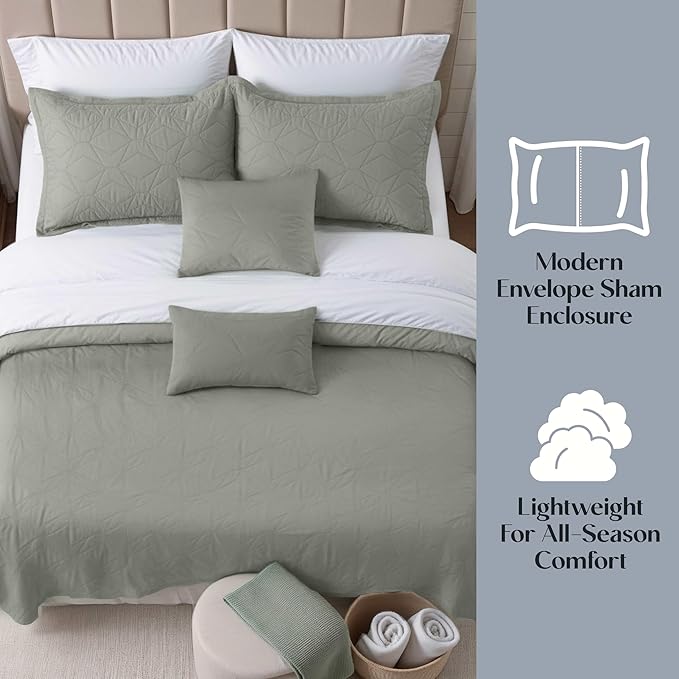 Hearth & Harbor Queen Quilt Set – All-Season Lightweight Bedspread & Coverlet with Pinsonic Weave - 7 Piece Queen Quilt Set with Pillow Shams, London Fog - Queen Ellipse
