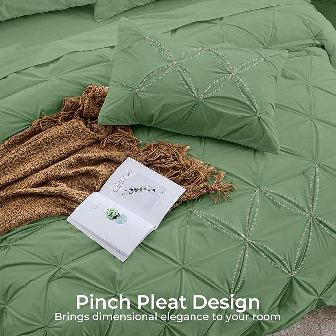 Sasttie Twin XL Comforter Set, 5-Piece Bed in a Bag, Pintuck Bedding Sets for All Season, Includes Comforter, Flat Sheet, Fitted Sheet, Pillowcase and Pillowsham, Green