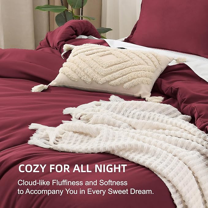Litanika Burgundy Red Comforter Set Queen Size, 3 Pieces Lightweight Solid Bedding Comforter Set, All Season Fluffy Bed Set (90x90In Comforter & 2 Pillowcases)