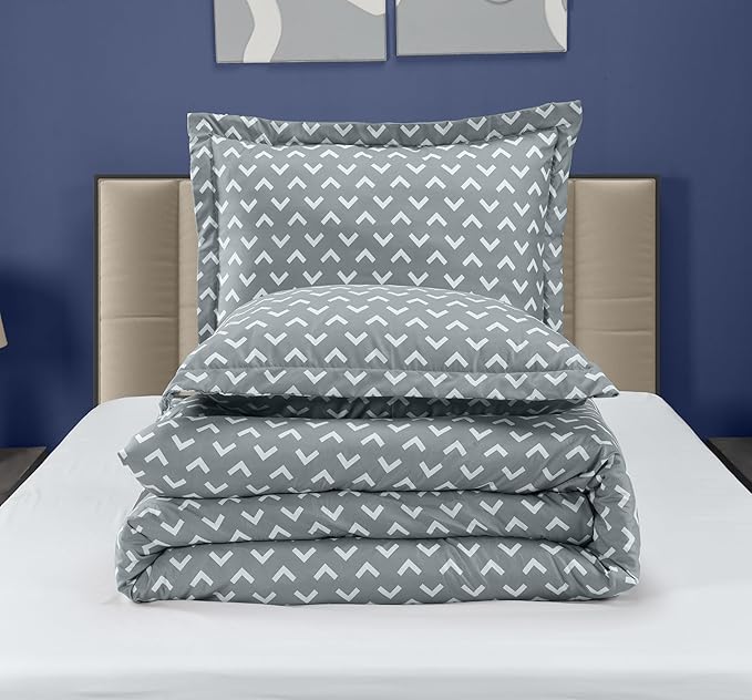 Utopia Bedding - Comforter Set with 2 Pillow Shams - 3 Pieces Bedding Comforter Sets - Down Alternative Comforter - Soft and Comfortable - Machine Washable, Arrow White, Queen