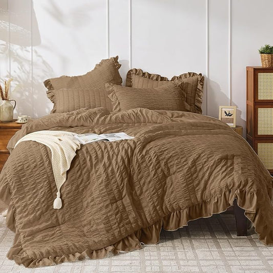JOLLYVOGUE Full Size Comforter, 3 Pieces Oak Brown Seersucker Lightweight Full Size Bedding, All Season Fluffy Microfiber Bedding Comforter Set with 1 Ruffle Comforter and 2 Ruffle Pillowshams