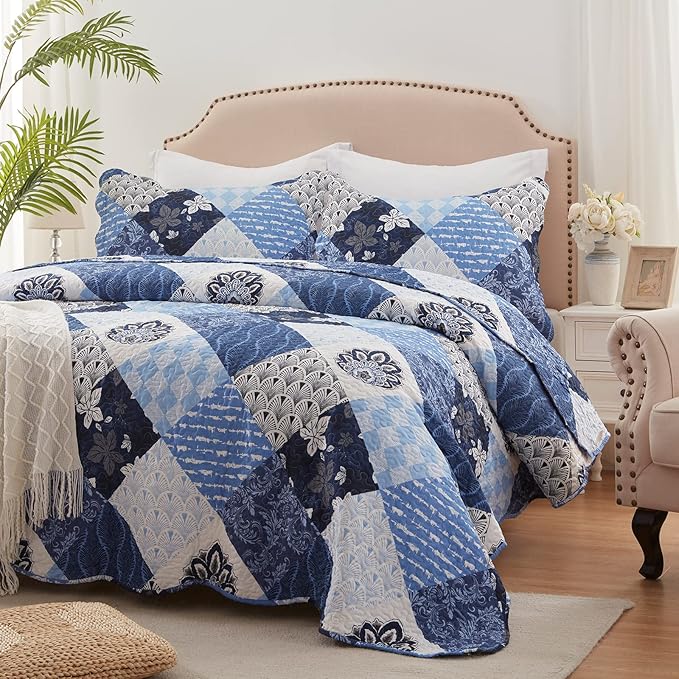 King Size Quilt Set 3 Pieces Lightweight Reversible Bedspread-98''x106'' Soft Patchwork Floral Coverlet Luxurious Warm Microfiber Bed Cover All Seasons Blue Bedding Set(1 Quilt,2 Pillow Shams)
