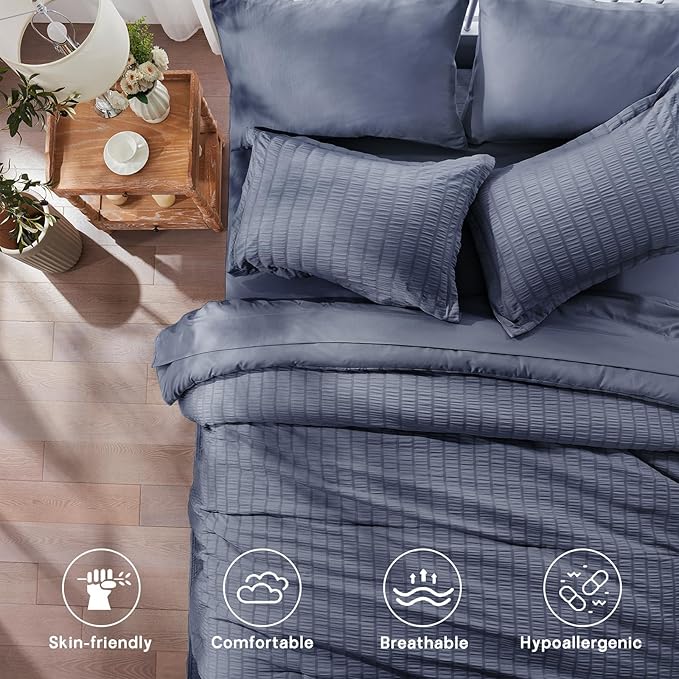 Zzlpp Queen Bedding Set 7 Pieces, Greyish Blue Seersucker, All Season Comforter Set with 1 Comforter, 2 Pillow Shams, 2 Pillowcases, 1 Flat Sheet, 1 Fitted Sheet