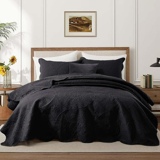 MOONLIGHT20015 King Quilt Bedding Set Size (106" x 96") + 2 Pillow Shams (20" x 36"+ 2") - 3 Pcs All Season Lightweight Reversible Quilt Bedspread Microfiber Floral Embossed Coverlet (Black)
